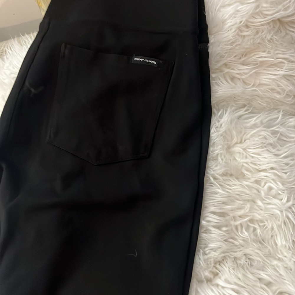 DJNY JEANS- spandex. Size Large . Worn 1 time